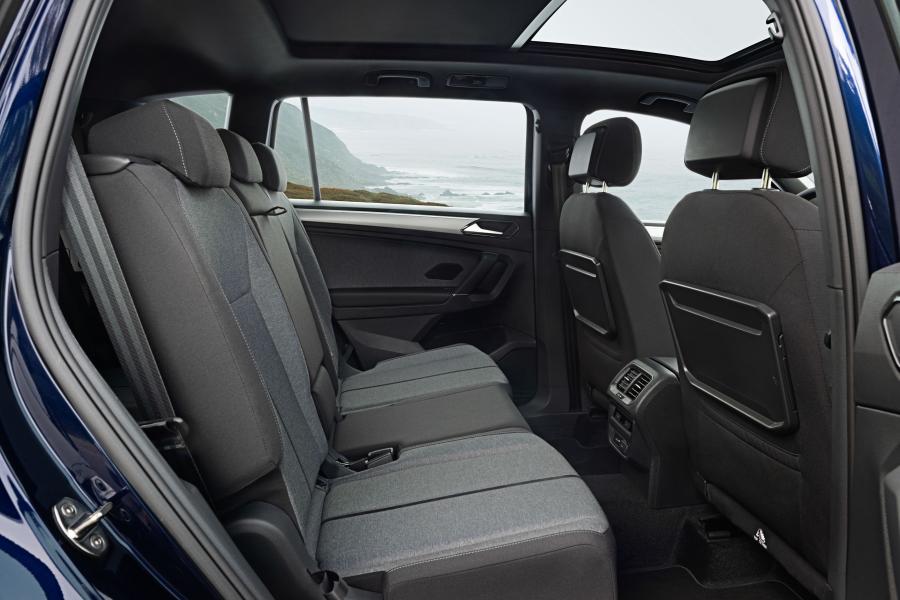 Интерьер Seat Tarraco 2019 года  (WW) (фото 26 из 31)